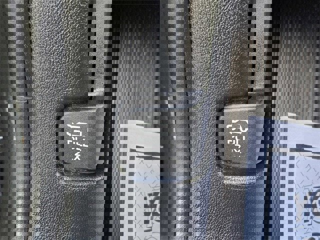 Certified 2022 Ford Explorer XLT w/ Equipment Group 202A image 19