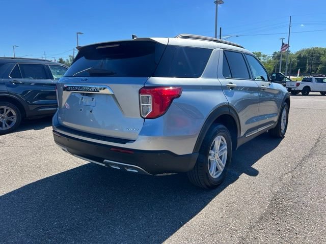 Certified 2024 Ford Explorer XLT w/ Equipment Group 202A AWD/4WD image 4