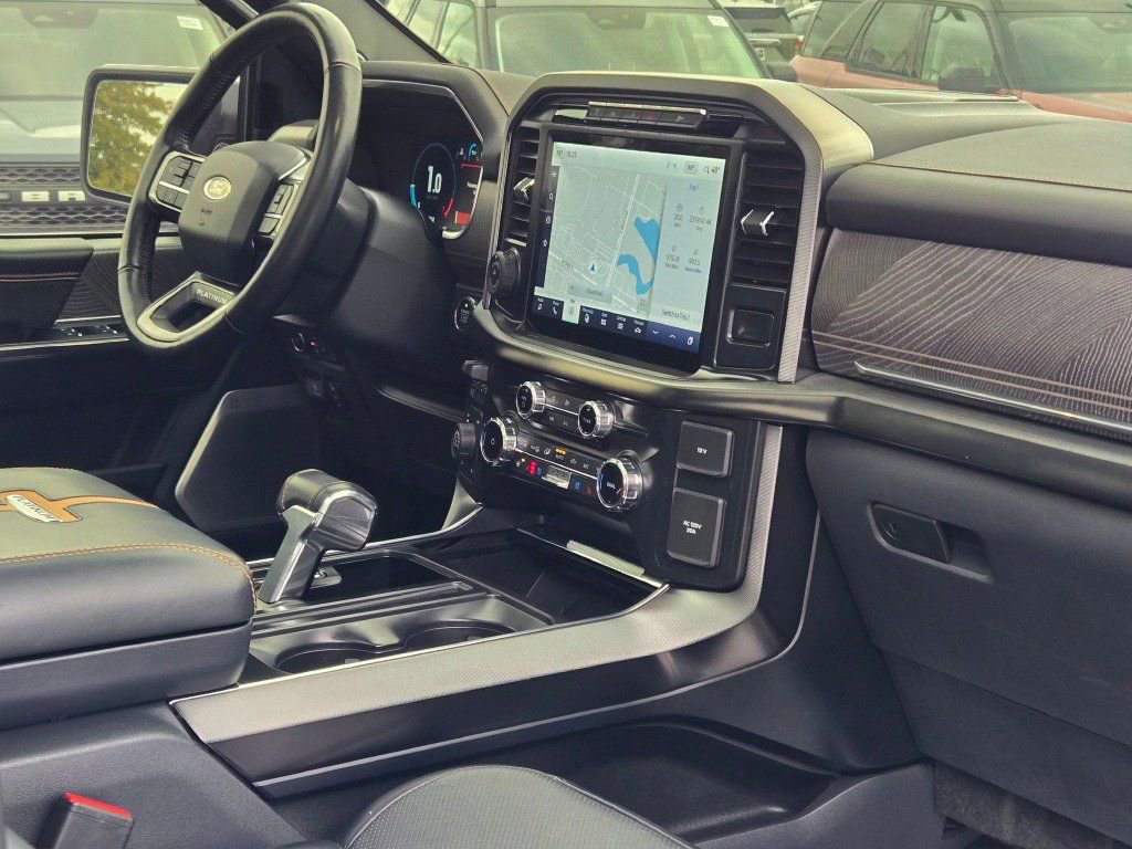 Certified 2022 Ford F150 Platinum w/ Equipment Group 701A High image 10