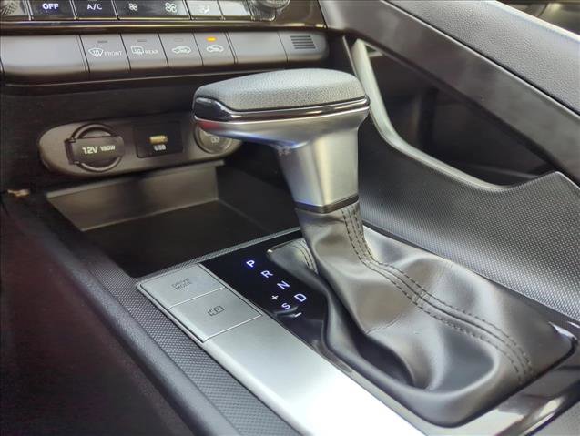 Used 2023 Hyundai Elantra SEL FWD image 13