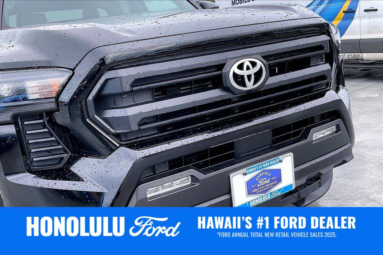 Used 2025 Toyota Tacoma SR5 AWD/4WD image 33