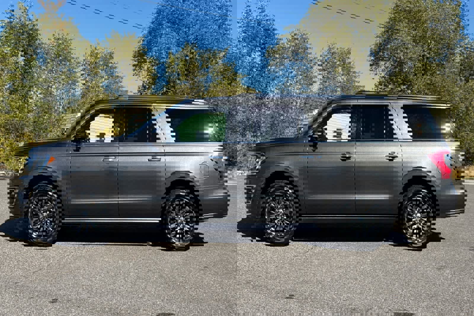 Certified 2021 Ford Expedition Max Limited image 2