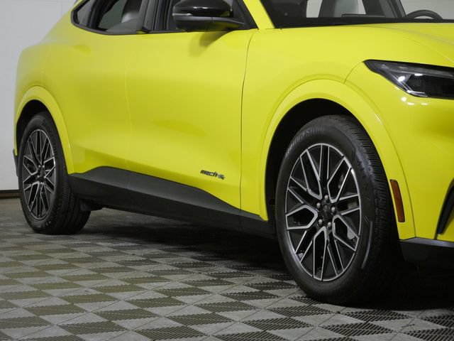 Certified 2025 Ford Mustang Mach-E Premium AWD/4WD image 2