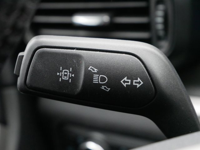 Certified 2023 Ford Explorer XLT w/ Class IV Trailer Tow Package image 22