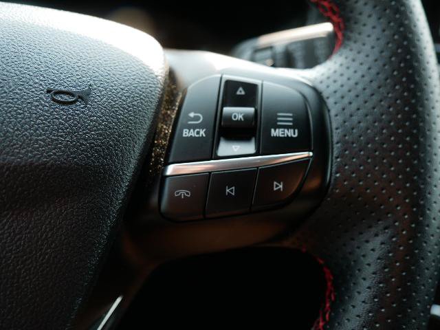 Certified 2025 Ford Escape ST-Line Select AWD/4WD image 26