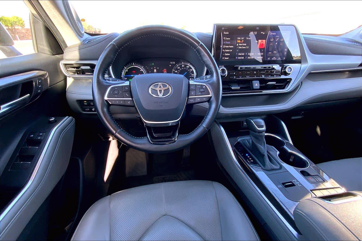 Used 2020 Toyota Highlander Platinum AWD/4WD image 8