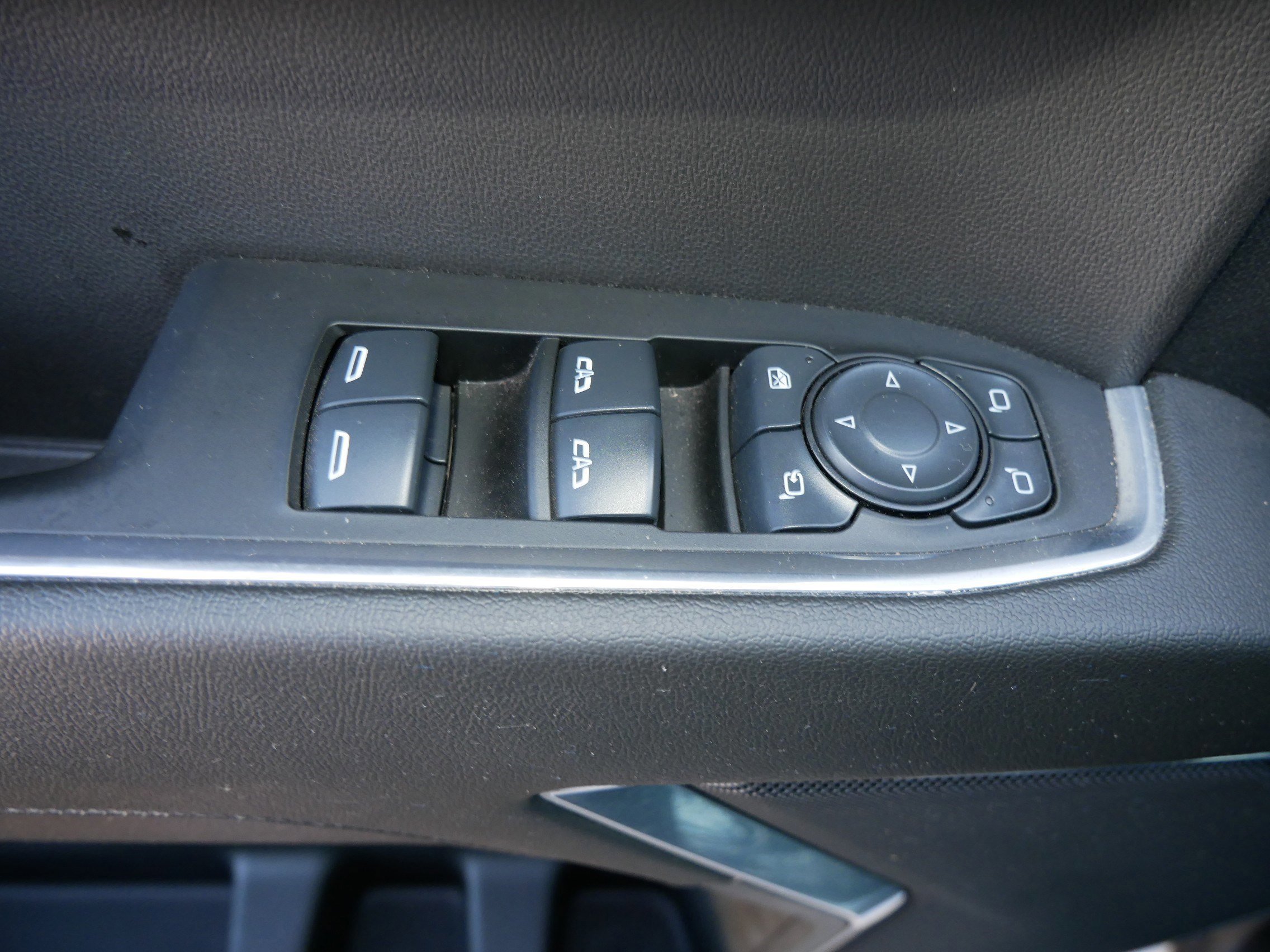 Used 2025 GMC Sierra 1500 SLT image 20