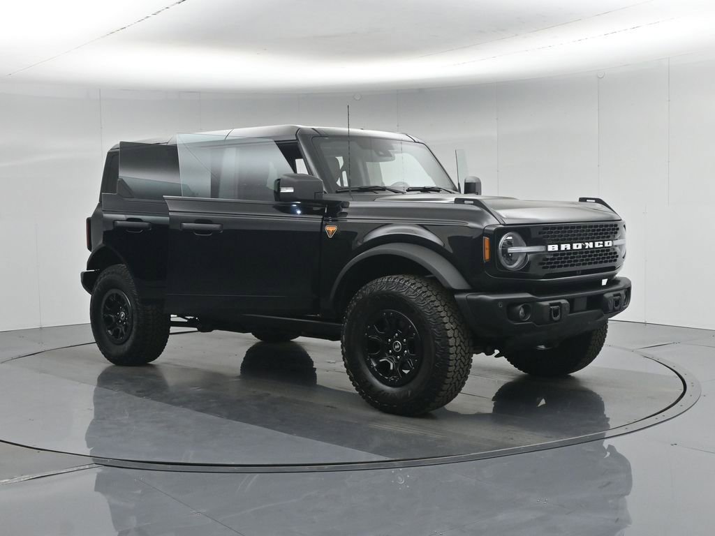 Certified 2025 Ford Bronco Badlands AWD/4WD image 34