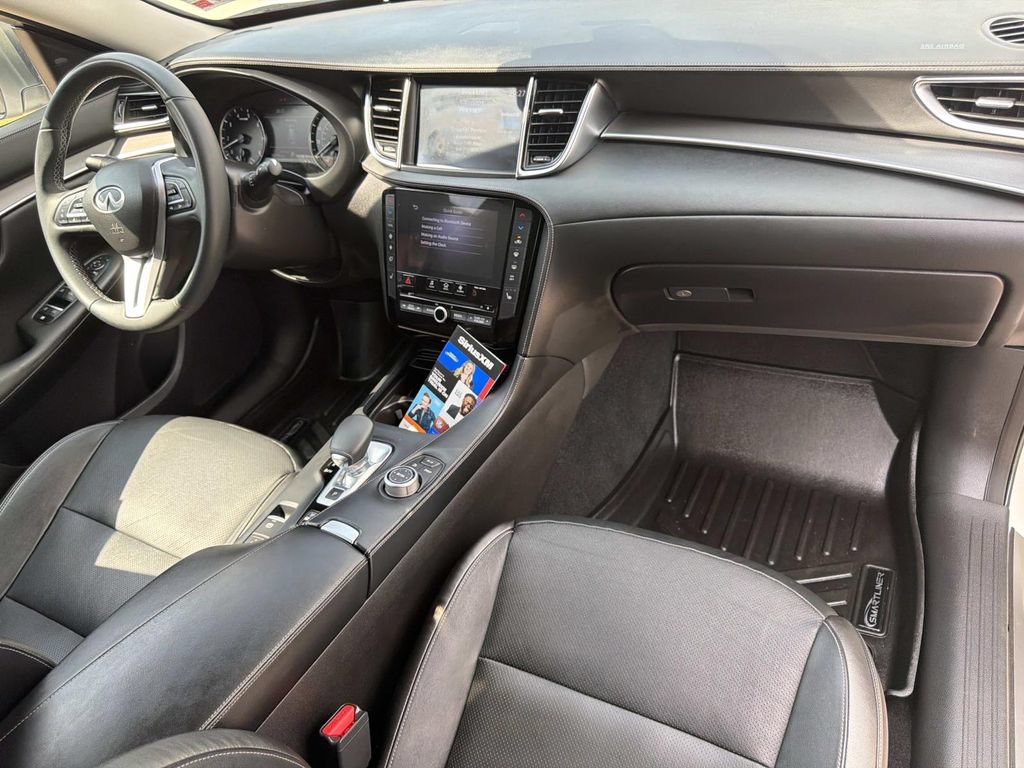 Used 2022 INFINITI QX50 Luxe FWD image 16