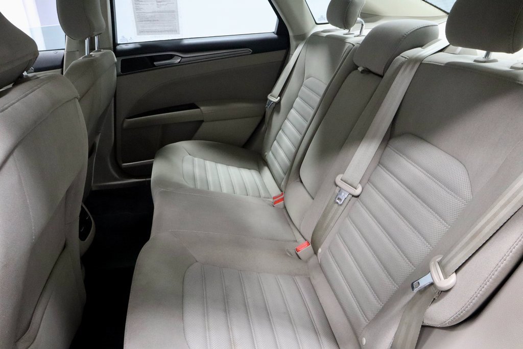 Certified 2017 Ford Fusion SE w/ Fusion SE Technology Package image 20