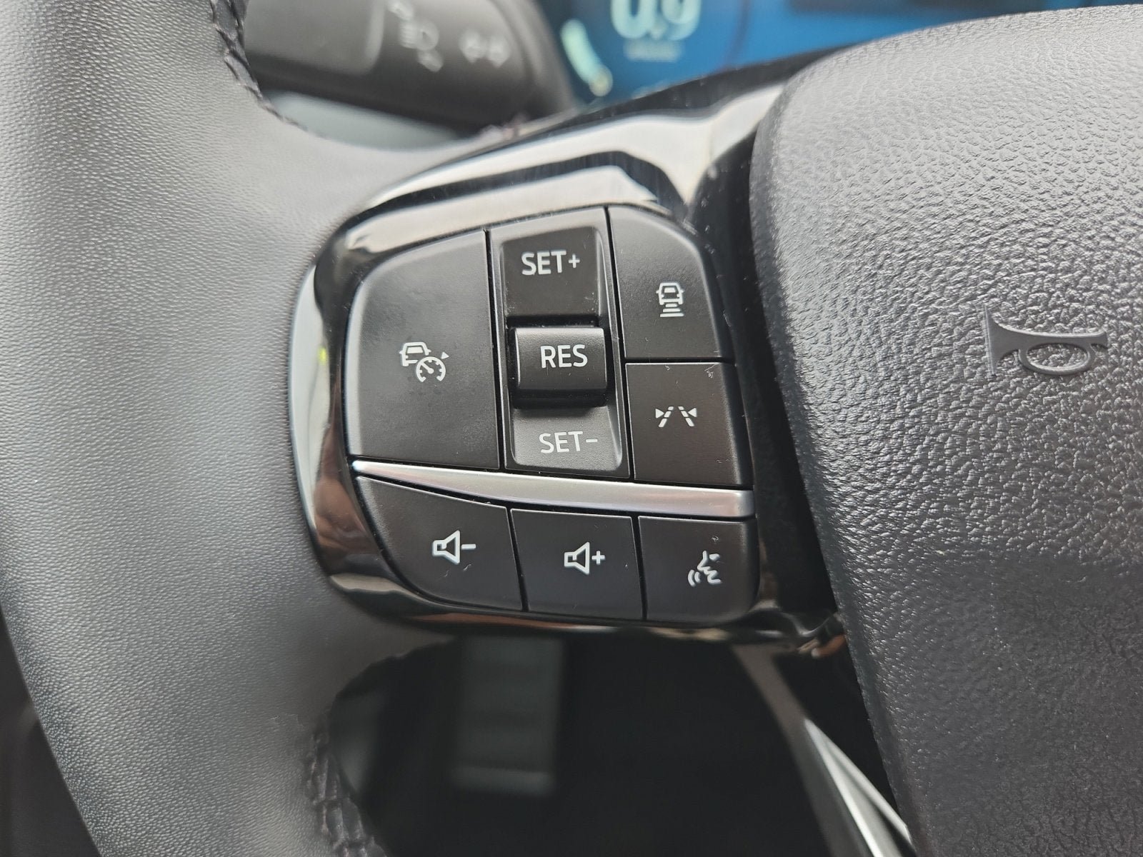 Certified 2023 Ford Escape Platinum AWD/4WD image 14