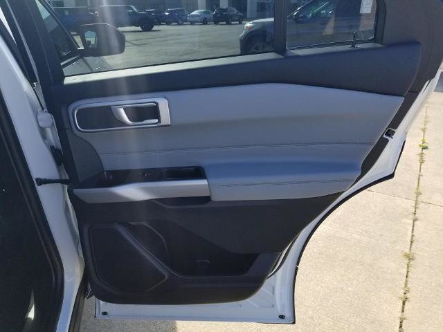 Certified 2024 Ford Explorer XLT w/ Equipment Group 202A AWD/4WD image 16