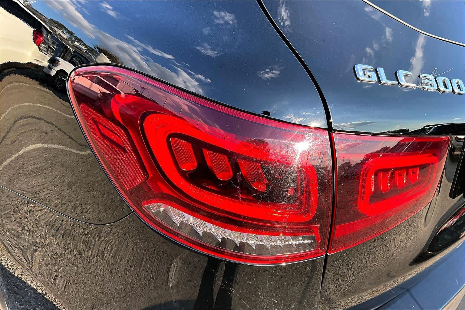 Used 2021 Mercedes-Benz GLC 300 image 28