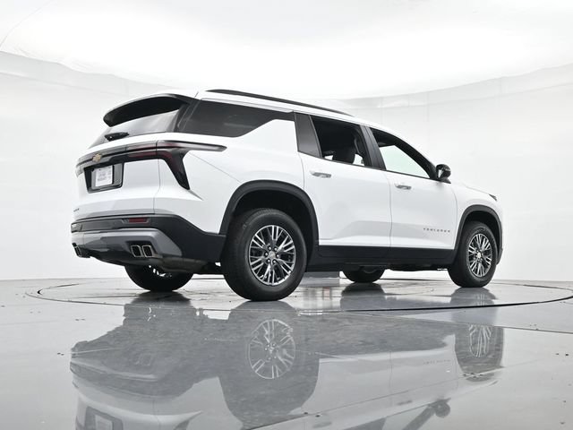 Used 2025 Chevrolet Traverse LT FWD image 37