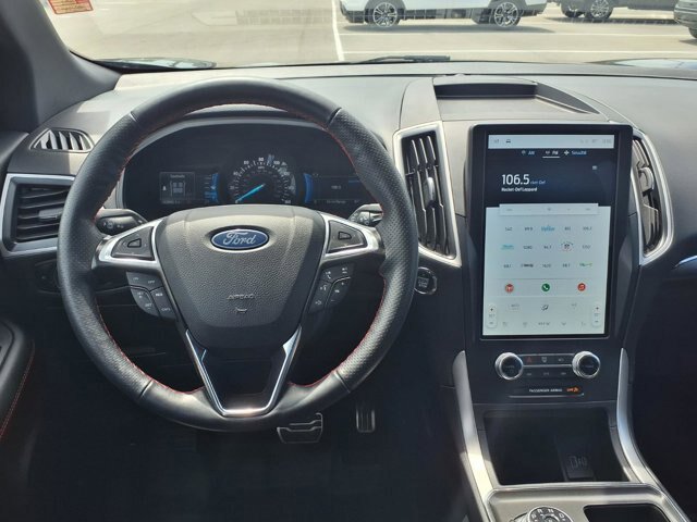 Certified 2024 Ford Edge ST-Line AWD/4WD image 9