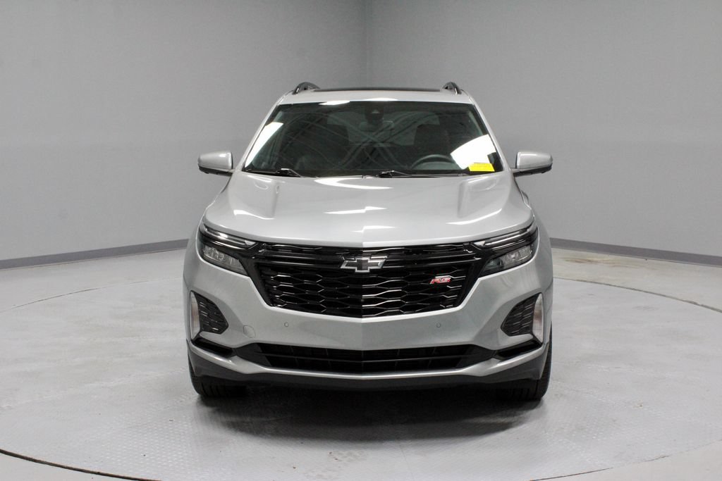 Used 2024 Chevrolet Equinox RS w/ RS Leather Package AWD/4WD image 5