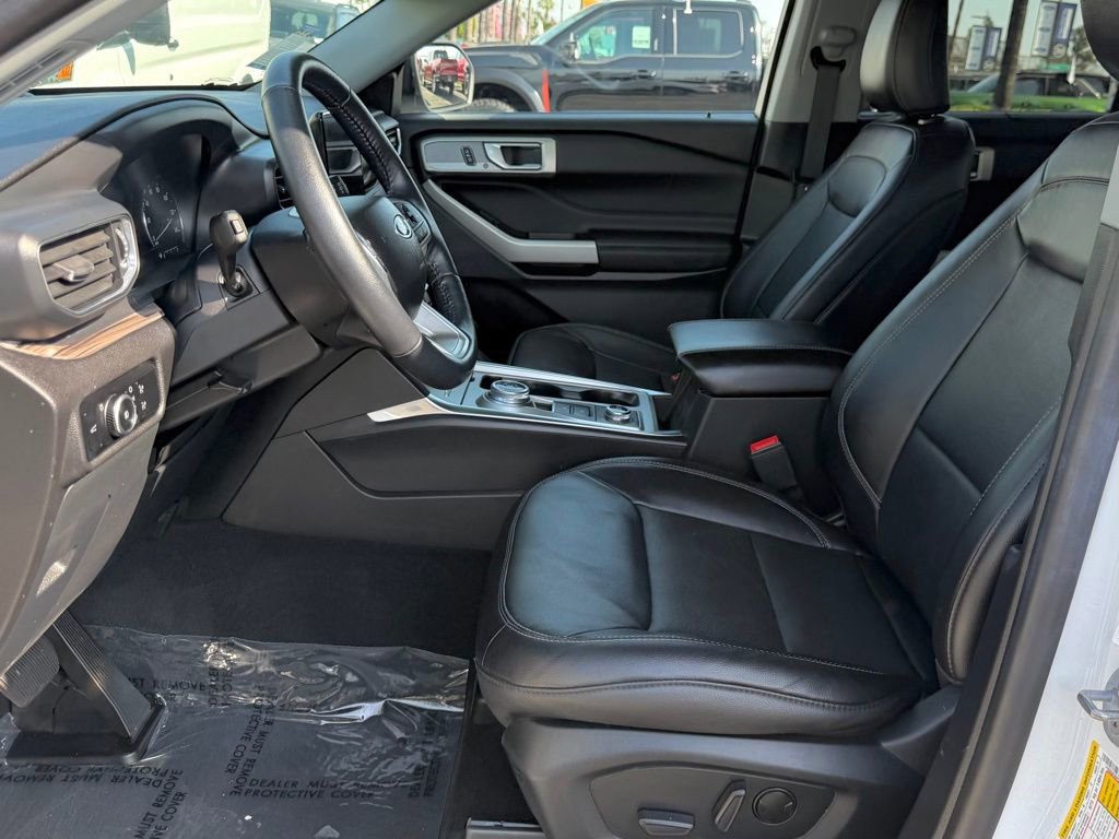 Certified 2023 Ford Explorer Limited image 16