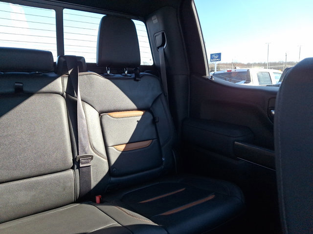 Used 2022 GMC Sierra 1500 AT4 w/ AT4 Premium Package image 18