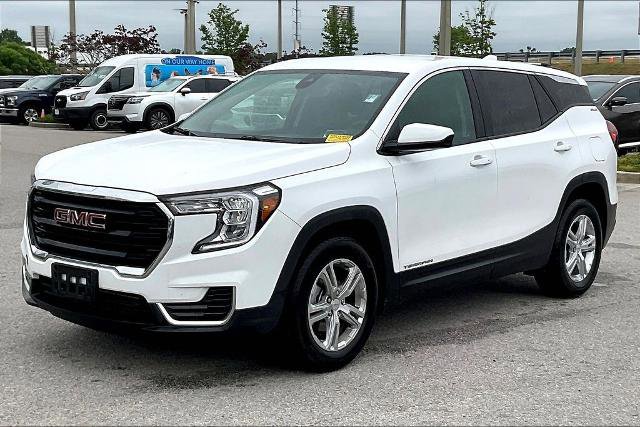 Used 2024 GMC Terrain SLE FWD image 3