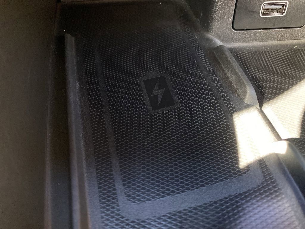 Certified 2025 Ford Escape Platinum image 28