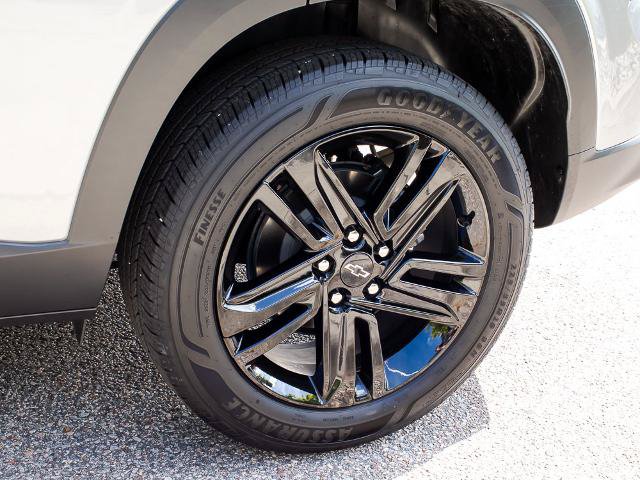 Used 2025 Chevrolet Trax ACTIV FWD image 6