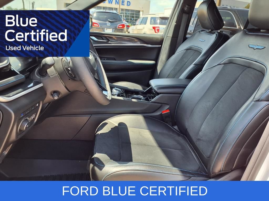 Used 2022 Jeep Grand Cherokee Trailhawk w/ Advanced Protech Group II AWD/4WD image 26