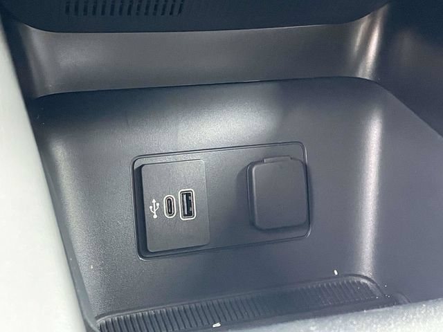 Certified 2026 Ford Explorer Active RWD image 7