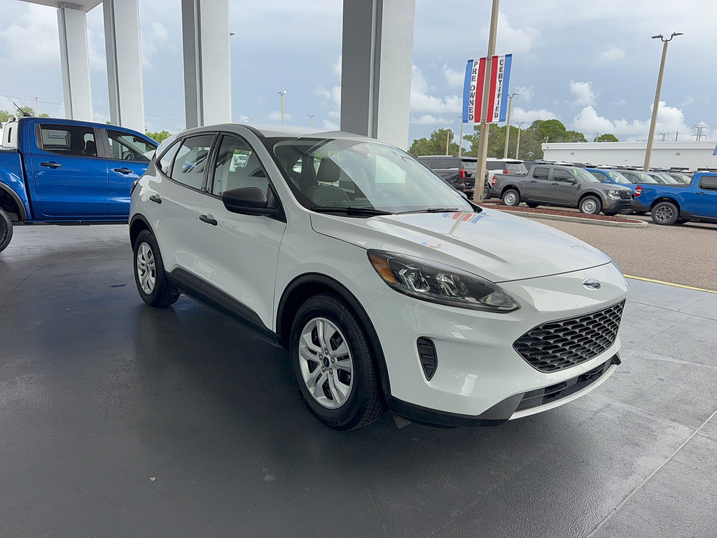 Certified 2020 Ford Escape S FWD image 4