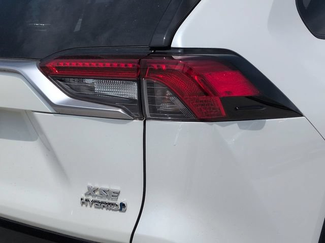 Used 2020 Toyota RAV4 XSE w/ XSE Grade Weather Package AWD/4WD image 14