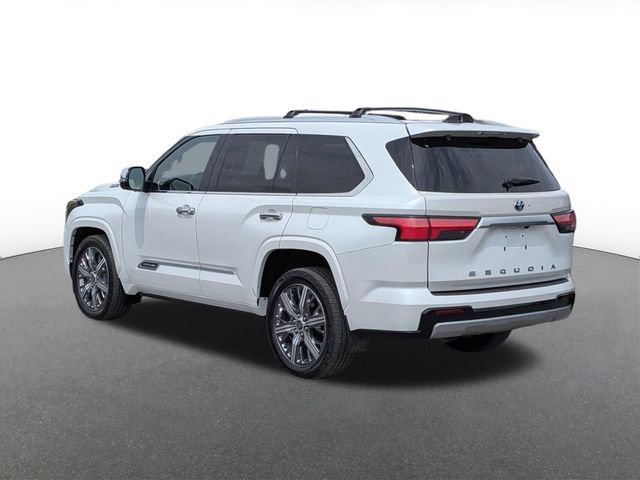 Used 2023 Toyota Sequoia Capstone AWD/4WD image 4
