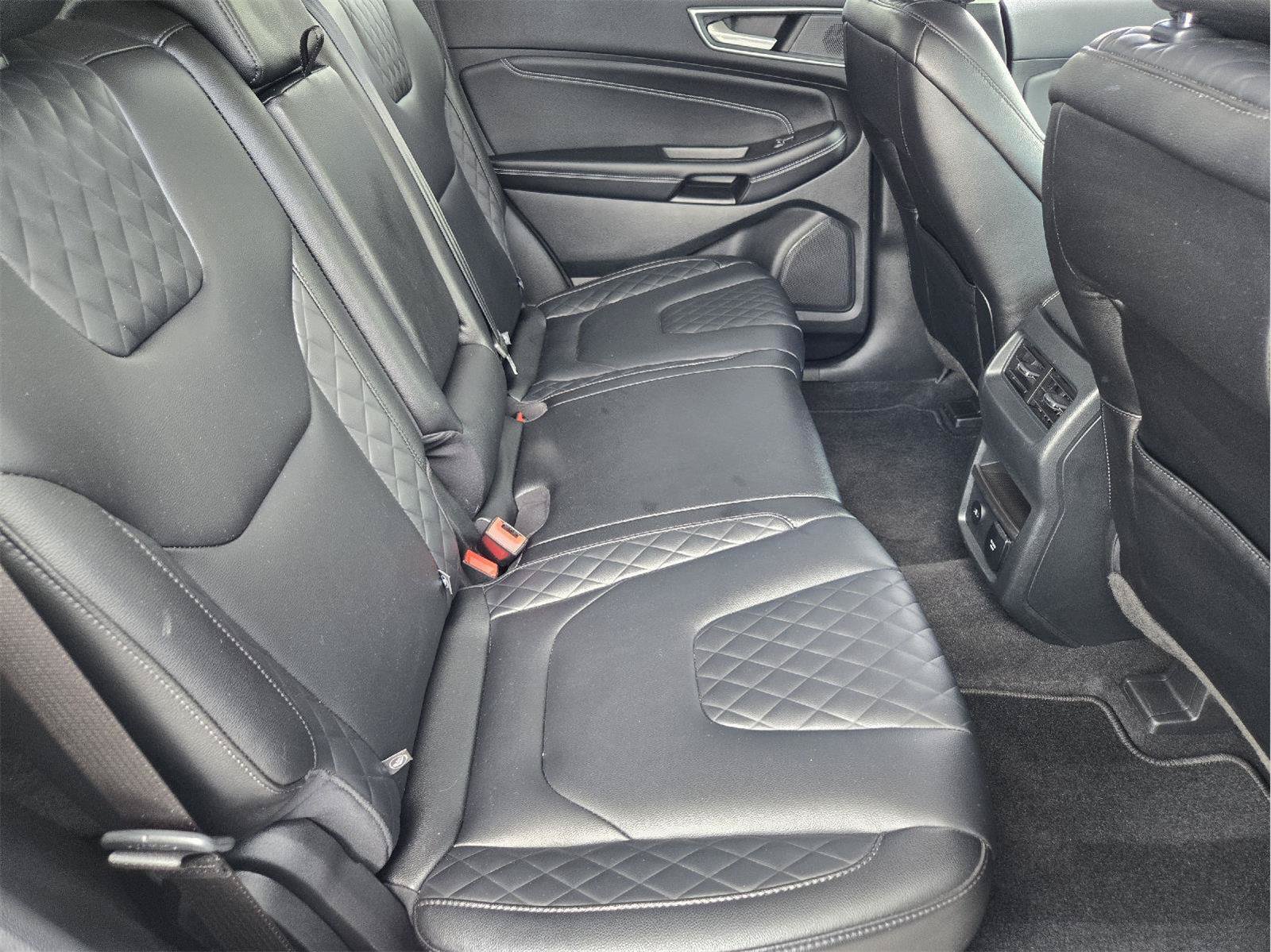 Certified 2023 Ford Edge Titanium AWD/4WD image 30