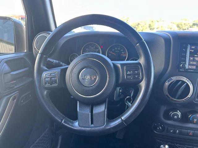 Used 2017 Jeep Wrangler Unlimited Sahara image 11