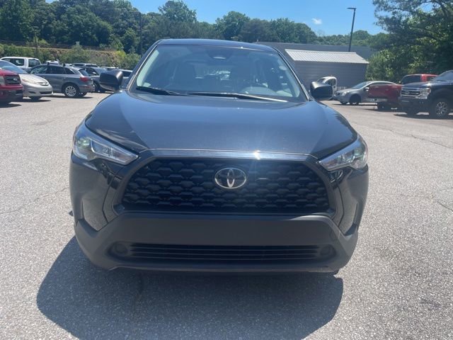 Used 2025 Toyota Corolla Cross L FWD image 2
