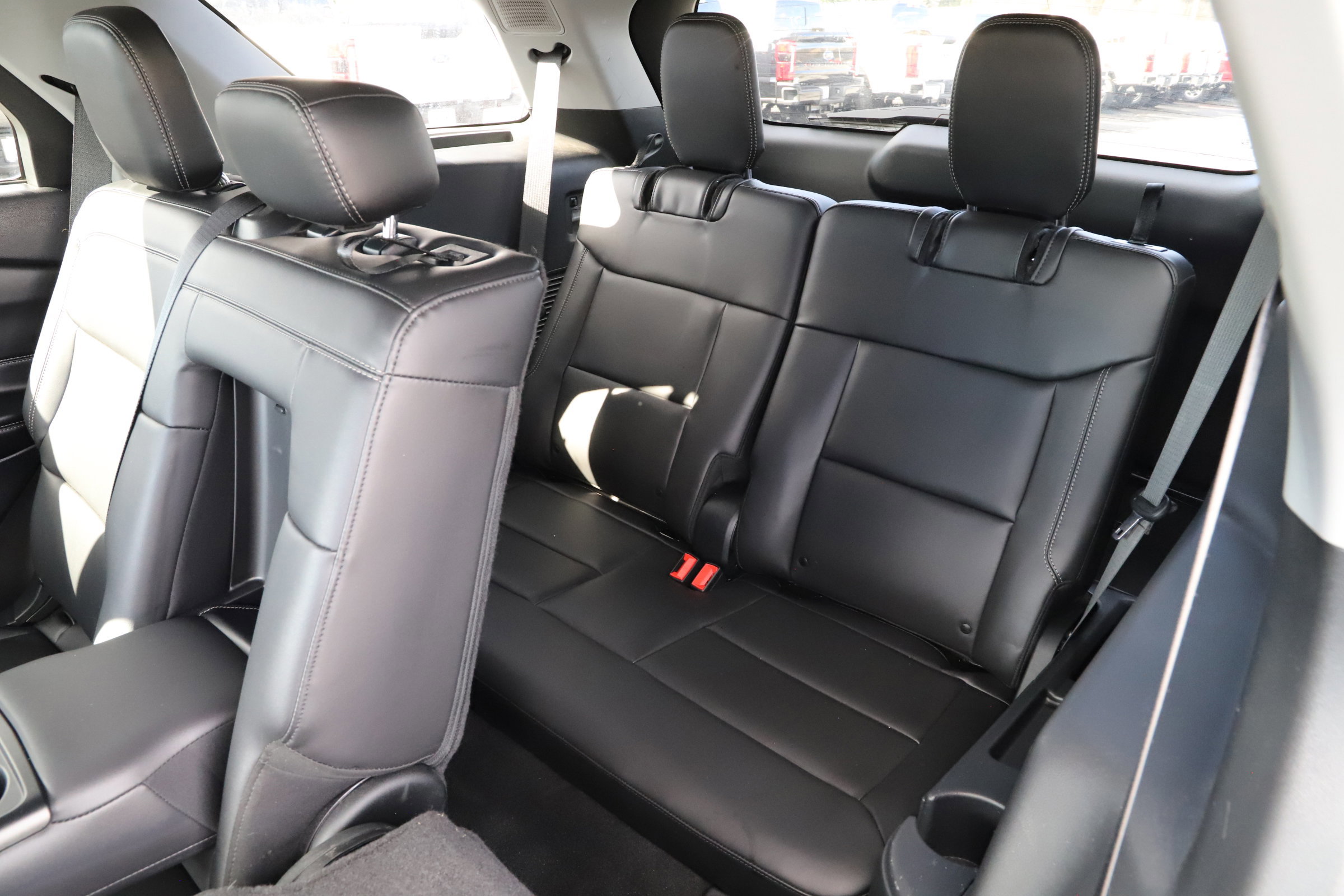 Certified 2023 Ford Explorer XLT w/ Equipment Group 202A image 20