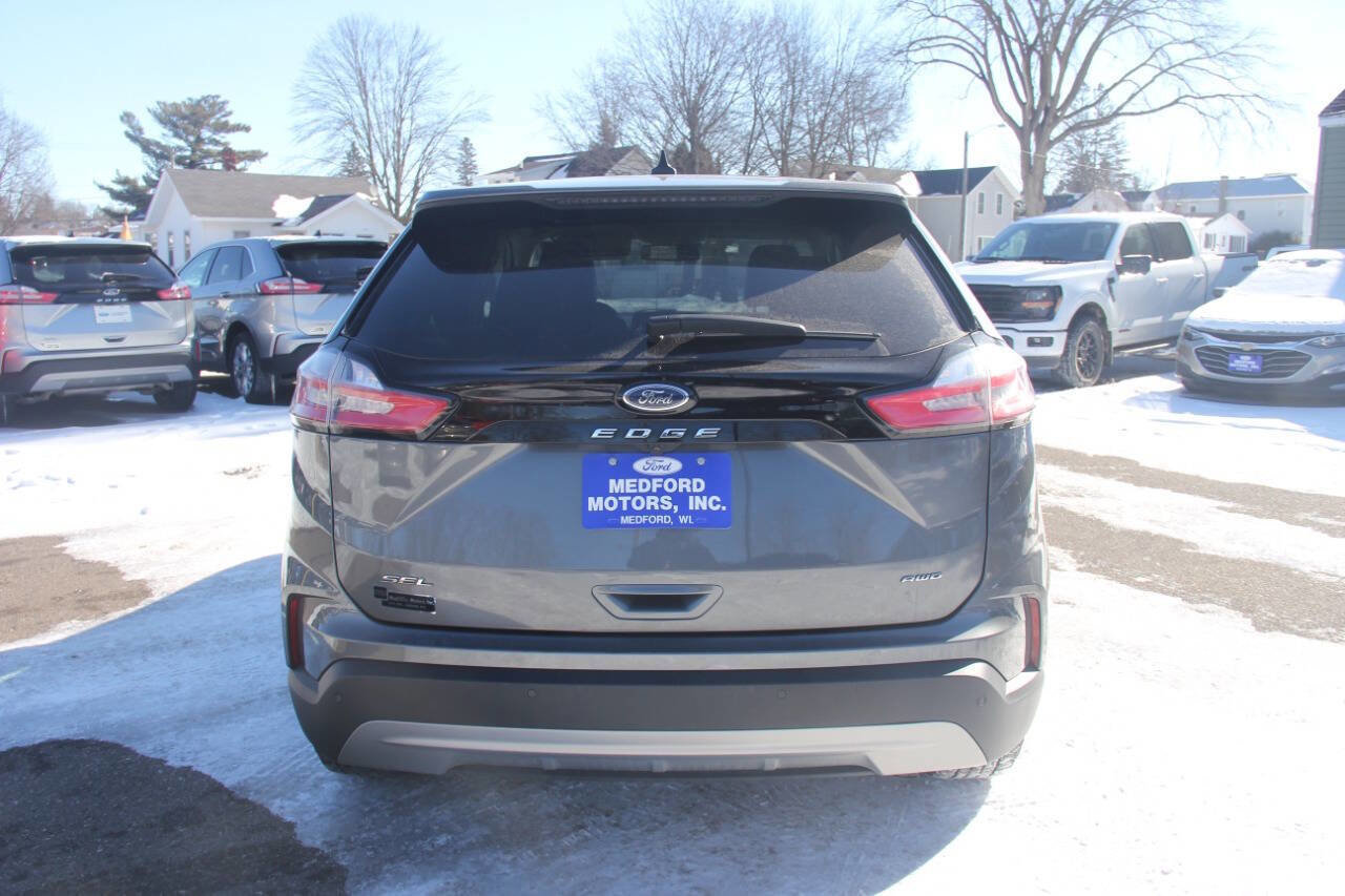 Certified 2024 Ford Edge SEL image 5