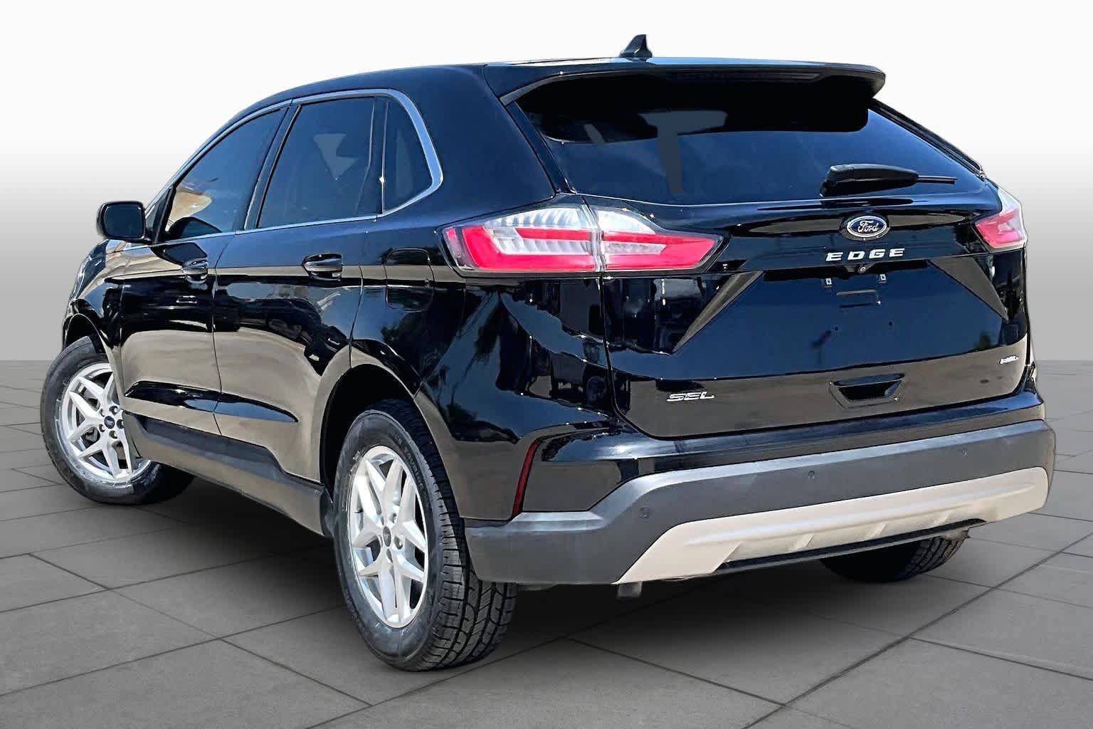 Certified 2022 Ford Edge SEL AWD/4WD image 12