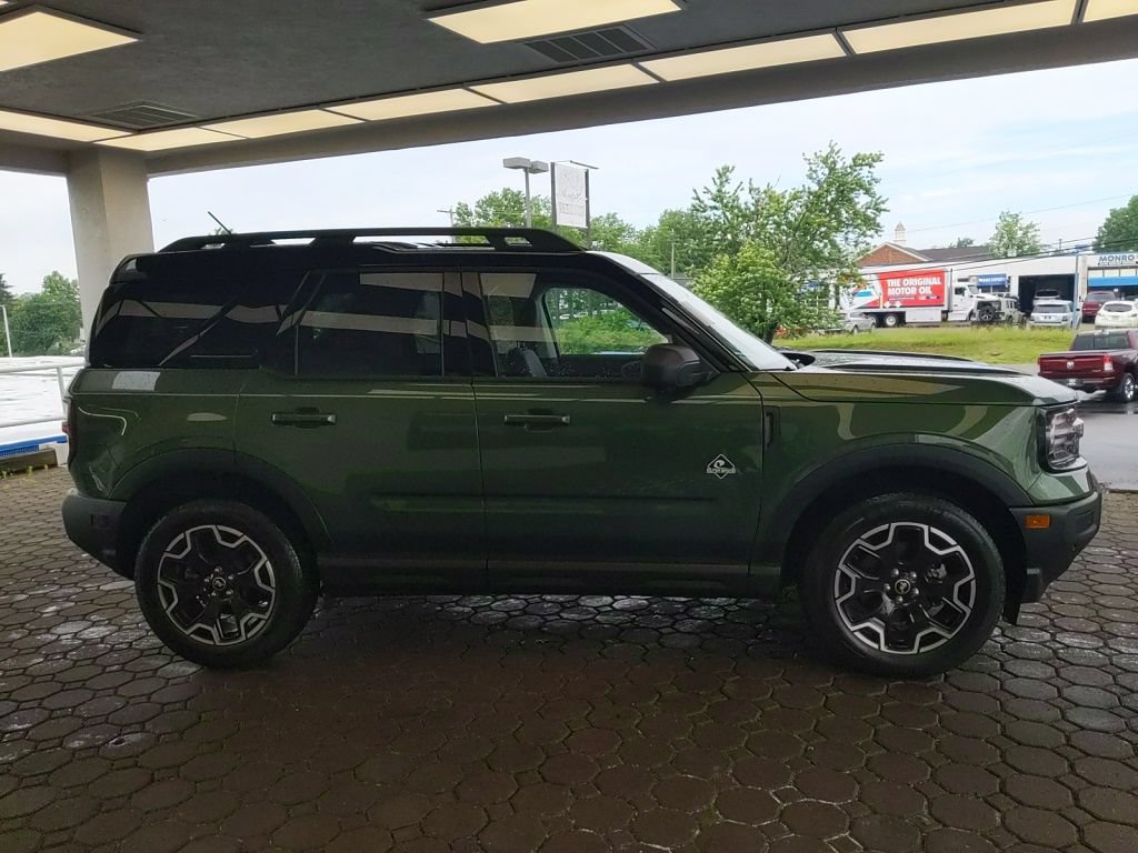 Certified 2025 Ford Bronco Sport Outer Banks w/ Outer Banks Tech Package+ AWD/4WD image 5