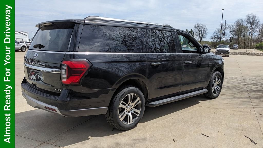 Certified 2024 Ford Expedition Max Limited AWD/4WD image 3
