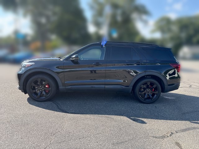 Certified 2023 Ford Explorer ST w/ Equipment Group 401A AWD/4WD image 5