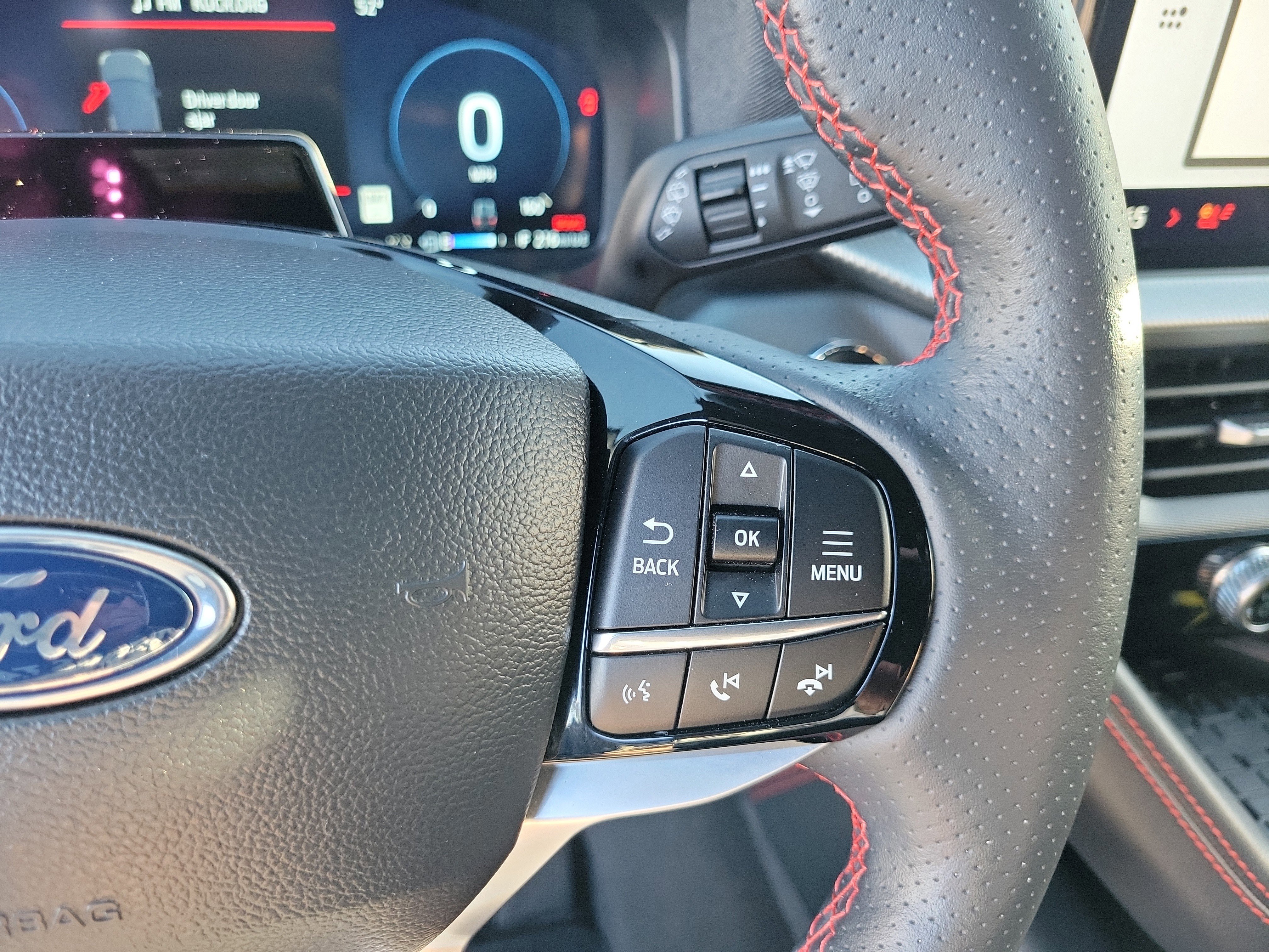 Certified 2025 Ford Explorer ST-Line w/ Premium Package image 8