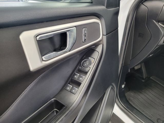 Certified 2020 Ford Explorer XLT w/ Comfort Package image 7