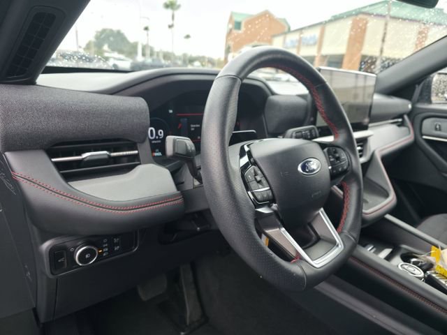 Certified 2025 Ford Explorer ST-Line w/ Premium Package image 11