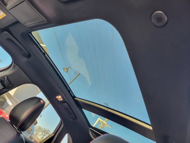 Certified 2025 Ford Escape ST-Line w/ Tech Pack #1 image 13