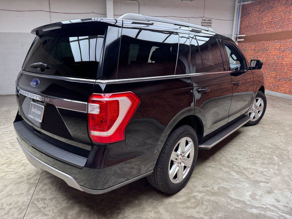 Certified 2020 Ford Expedition XLT w/ Equipment Group 202A AWD/4WD image 6