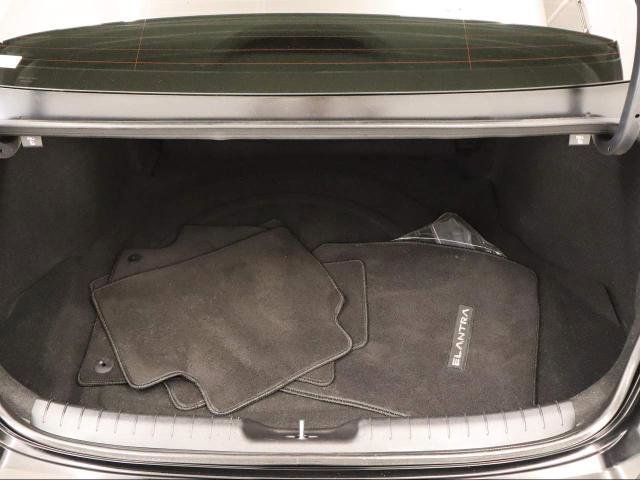 Used 2024 Hyundai Elantra SEL image 39