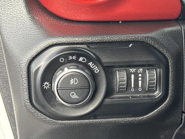 Used 2021 Jeep Gladiator Rubicon image 13