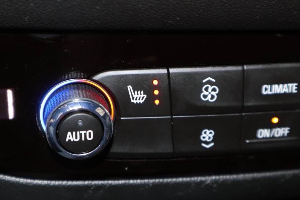 Used 2023 Buick Enclave Essence w/ Experience Buick Package image 12