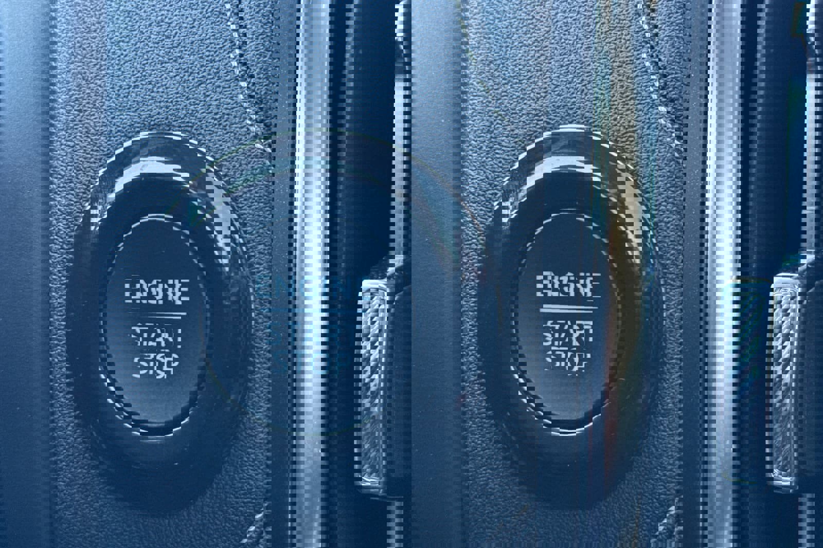 Certified 2025 Ford Expedition Max Platinum image 24