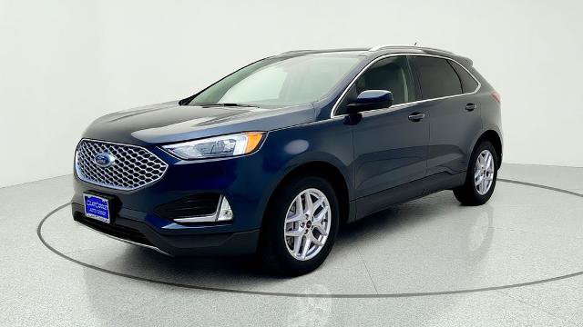 Certified 2023 Ford Edge SEL w/ Convenience Package AWD/4WD image 3