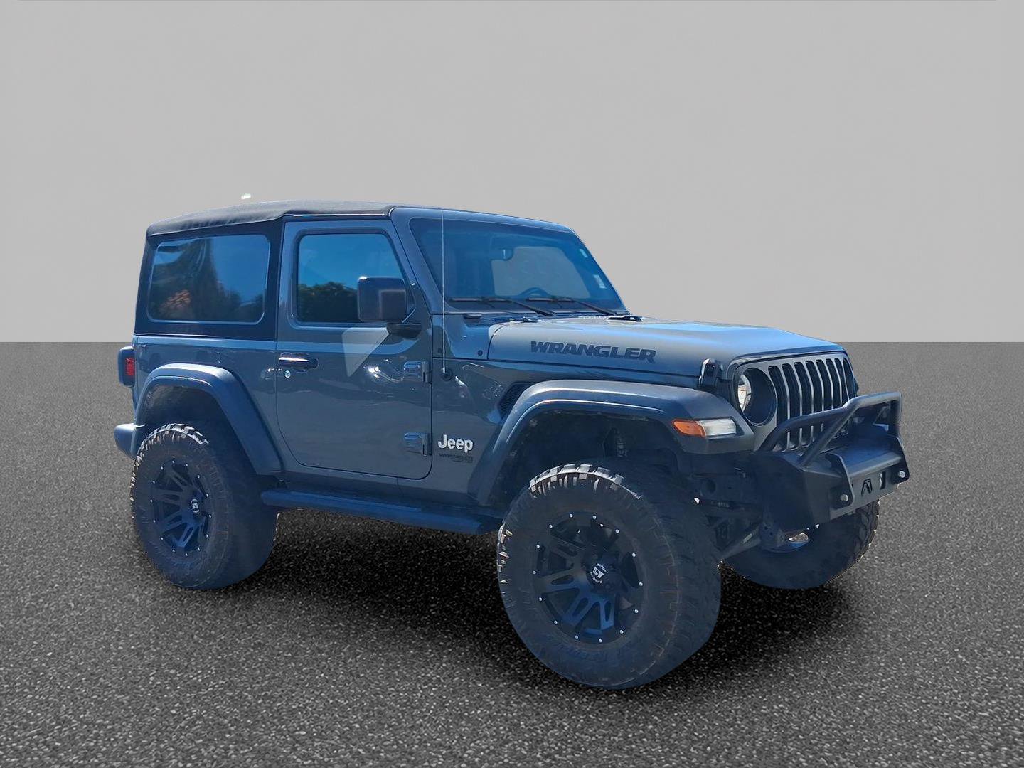 Used 2020 Jeep Wrangler Sport AWD/4WD image 2